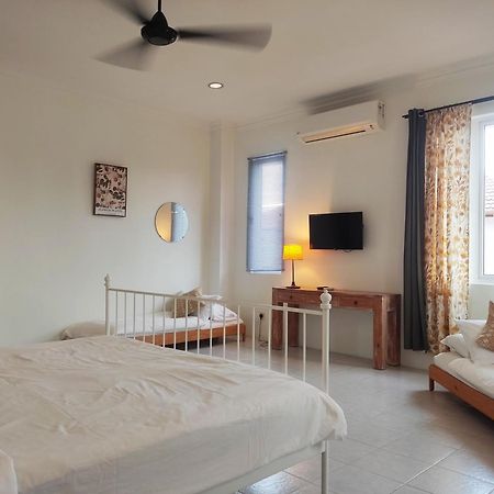 Rumah Putih Near Klia Szepang Kültér fotó