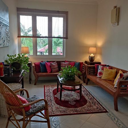 Rumah Putih Near Klia Szepang Kültér fotó