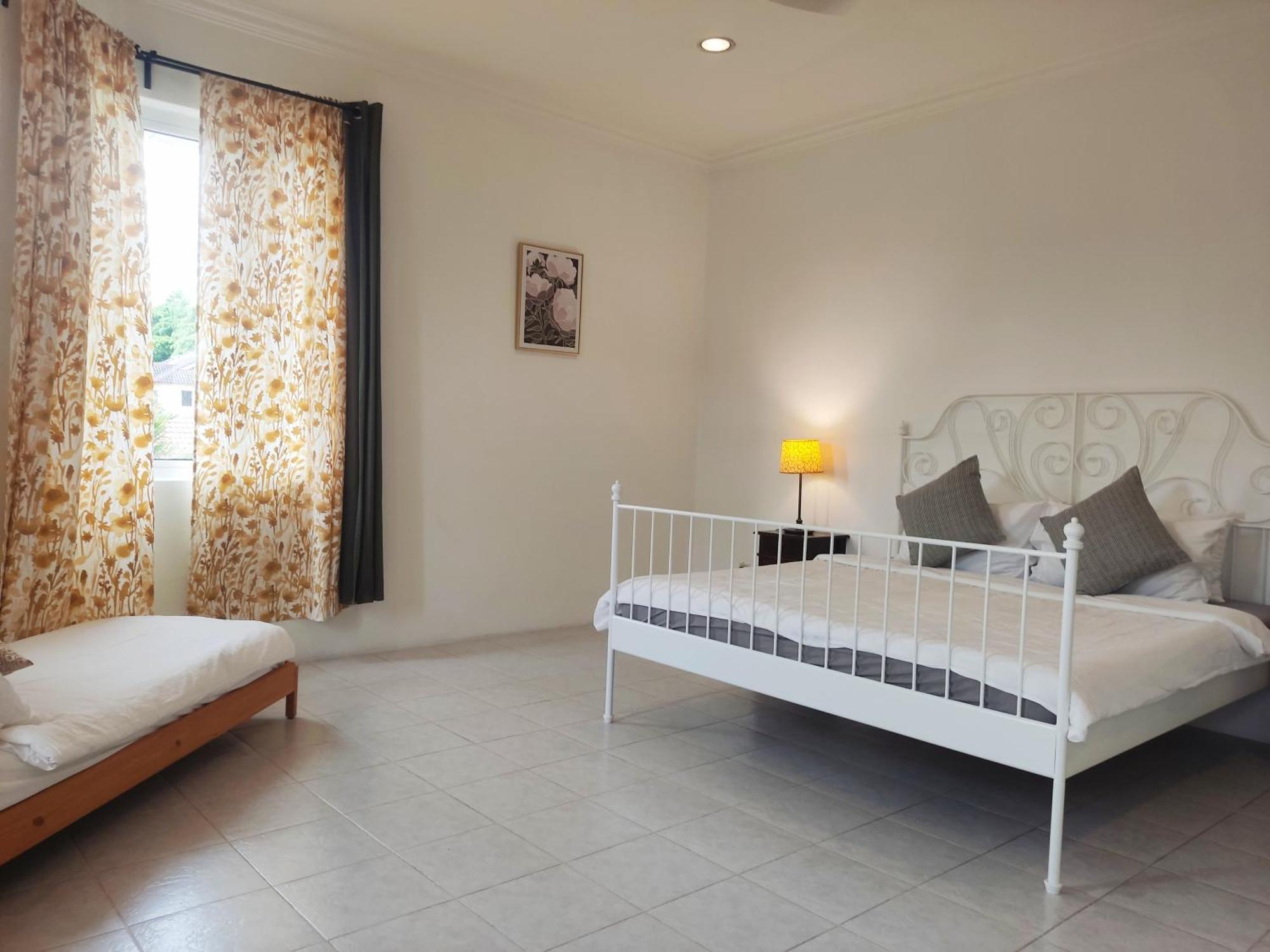 Rumah Putih Near Klia Szepang Kültér fotó