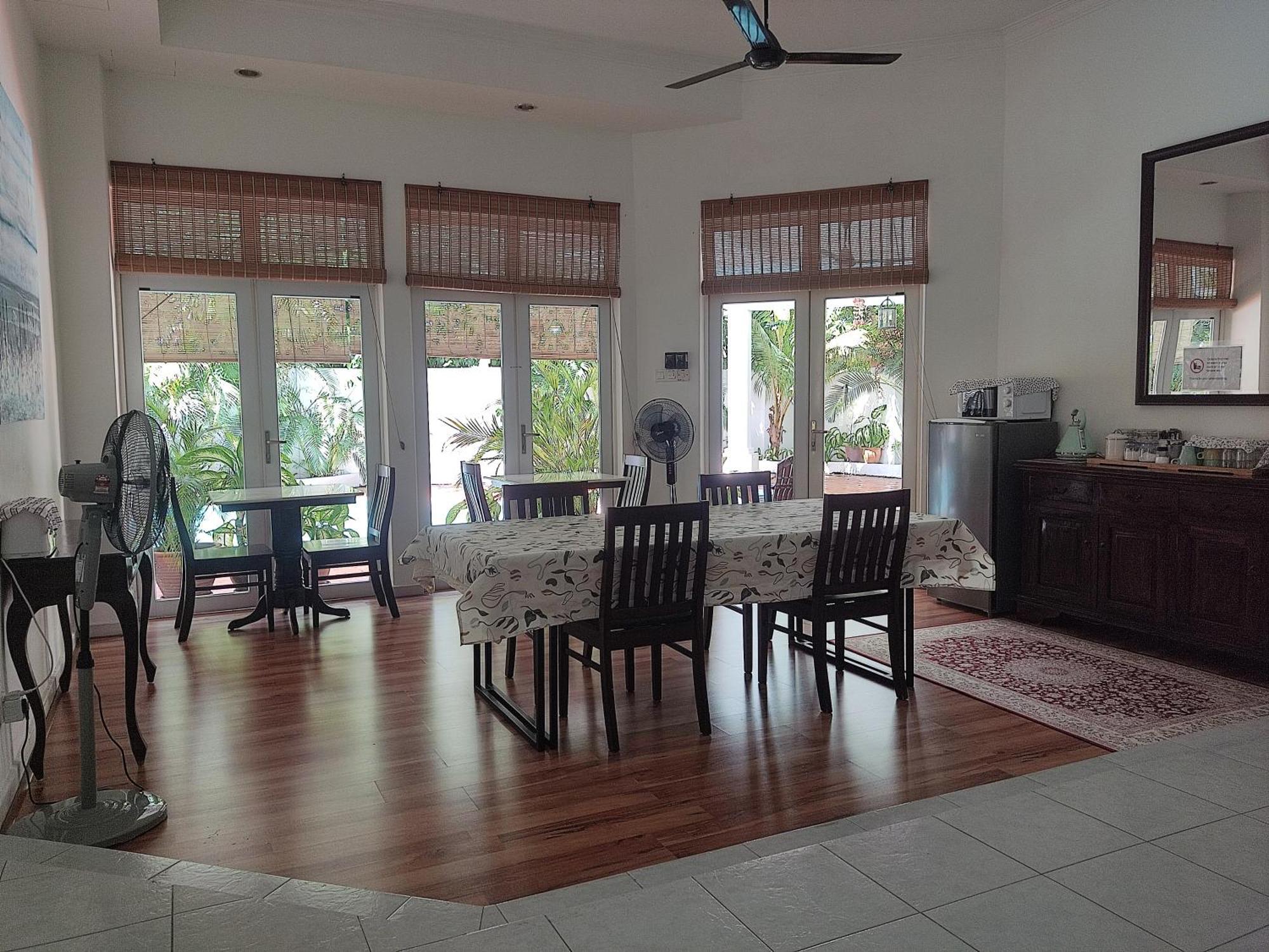 Rumah Putih Near Klia Szepang Kültér fotó