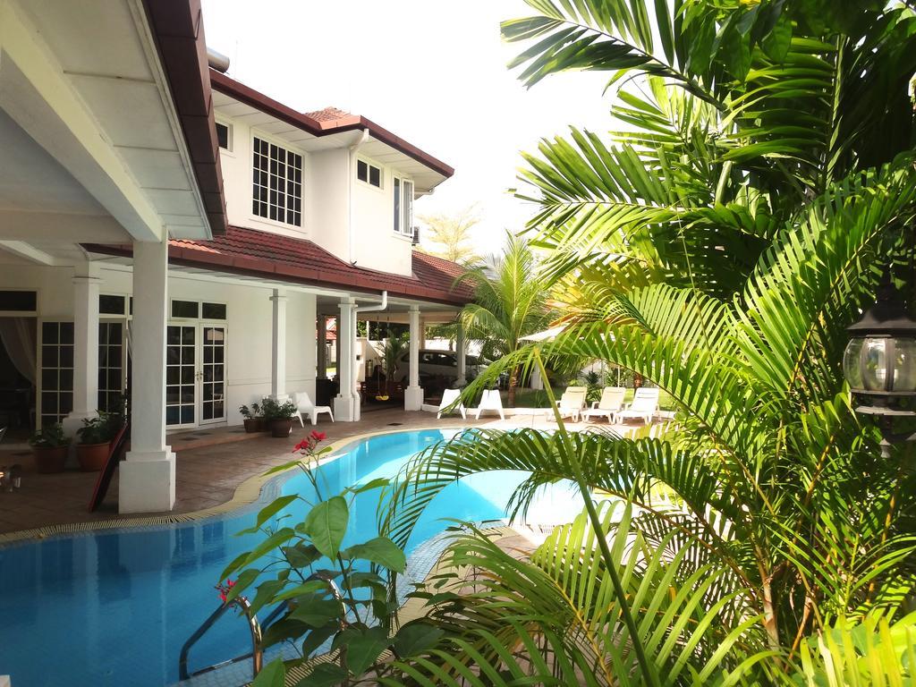 Rumah Putih Near Klia Szepang Kültér fotó